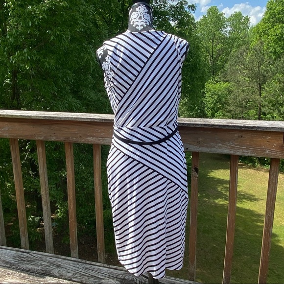 NEW WHBM Striped Sheath Dress - Picture 3 of 5